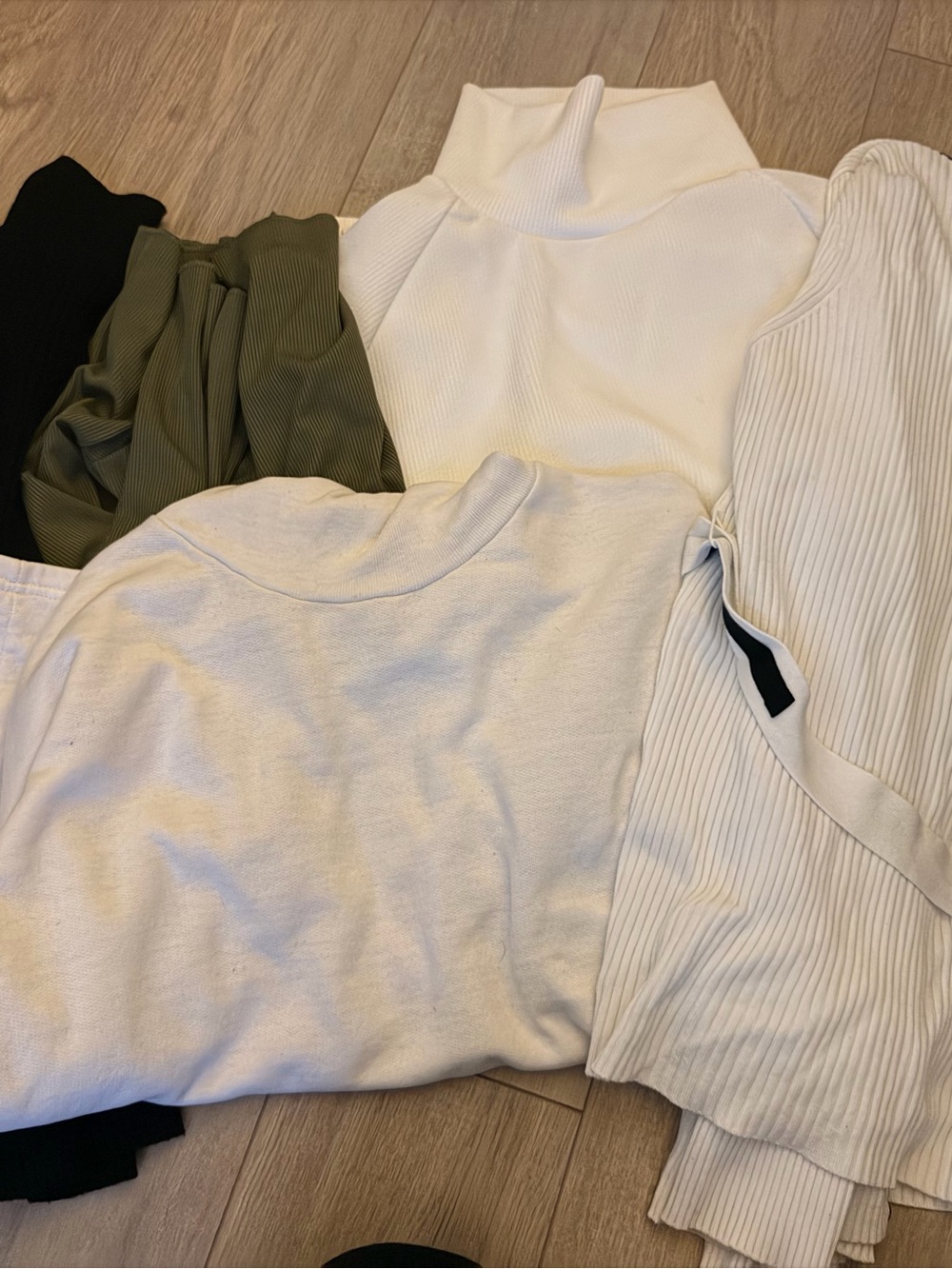 Longsleeves - Picture 2 of 2